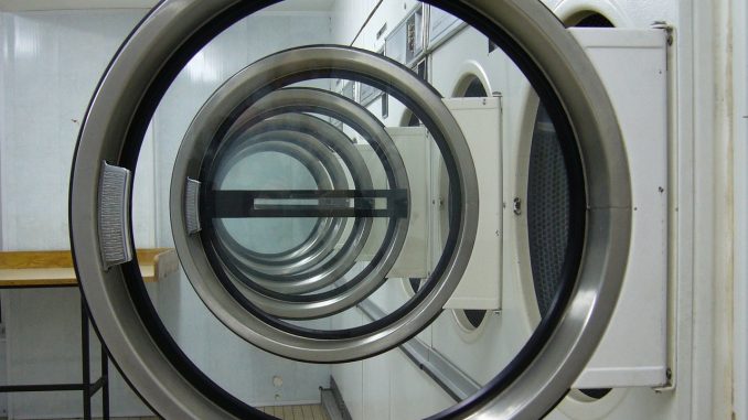 Lavanderie automatiche a gettoni in container: un'opportunità per una fonte di guadagno alternativa